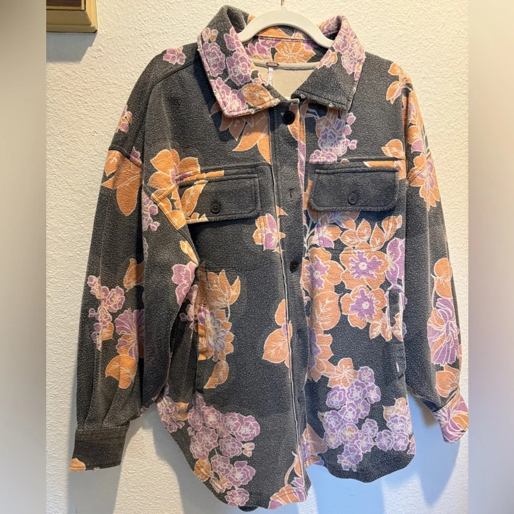 Free People Printed Floral Ruby Shacket/Jacket in Charcoal Small NWT - Picture 6 of 12